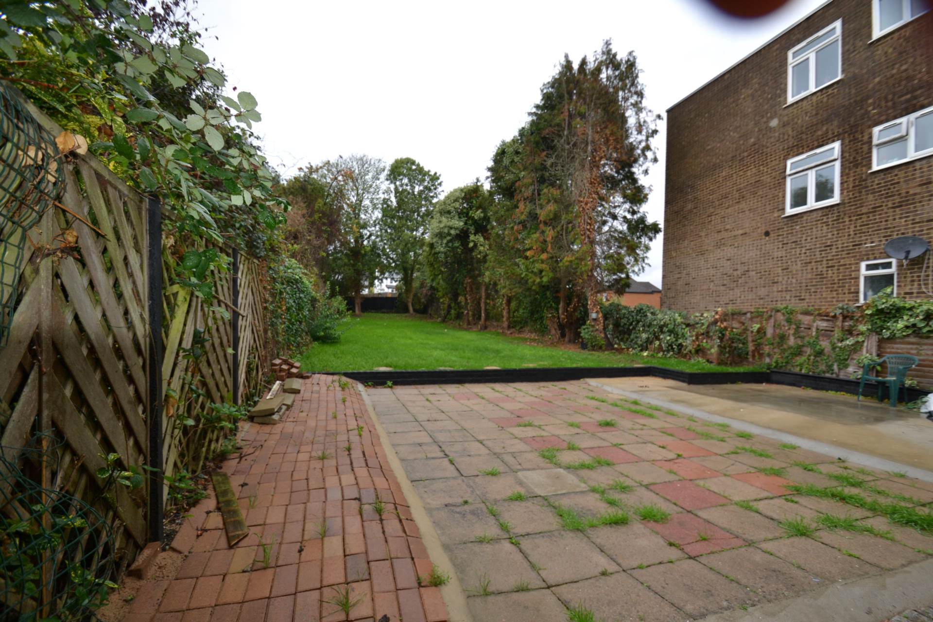 Additional Property Image 4 bedroom Detached to rent in Wembley 18