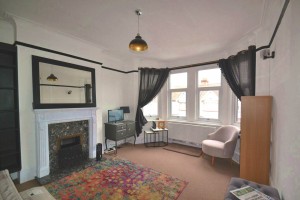 2 bedroom Flat to rent in London