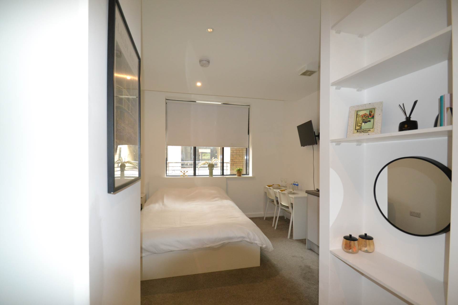 1 bedroom Studio to rent in Kingston Upon Thames