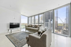 1 bedroom Apartment to rent in London
