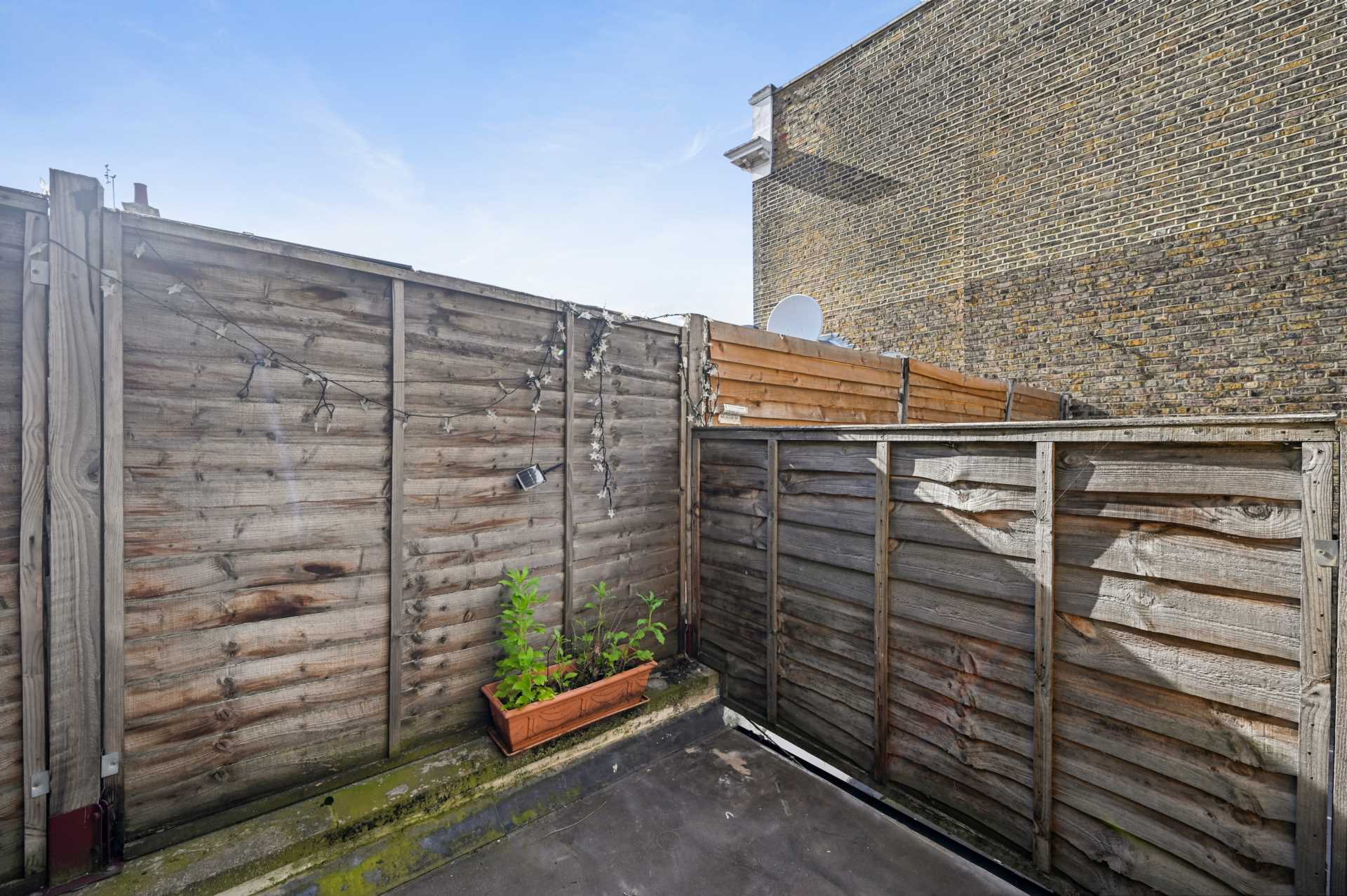 Additional Property Image 1 bedroom Flat to rent in London 4