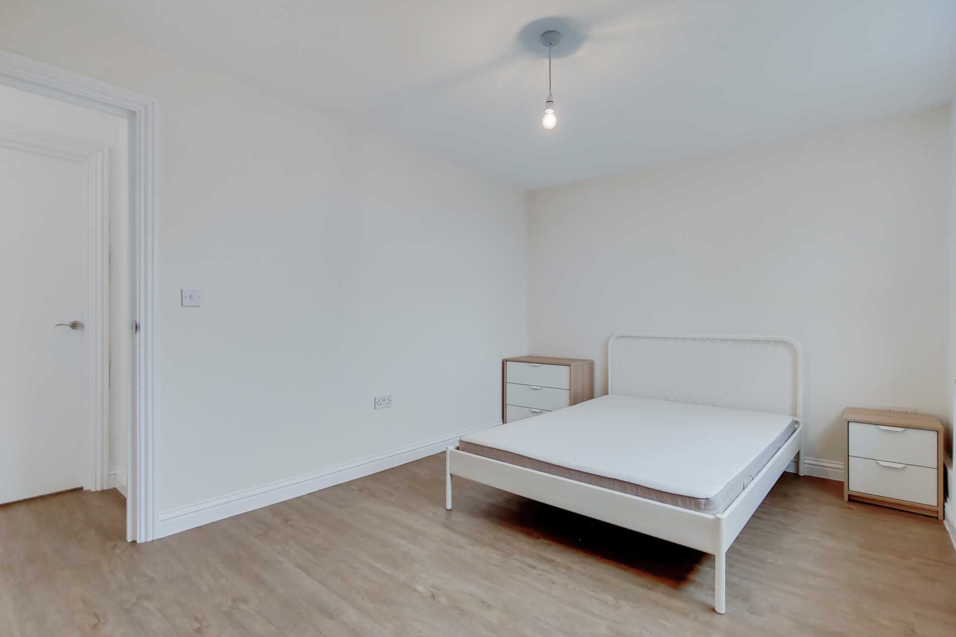 Additional Property Image 3 bedroom Flat to rent in London 7