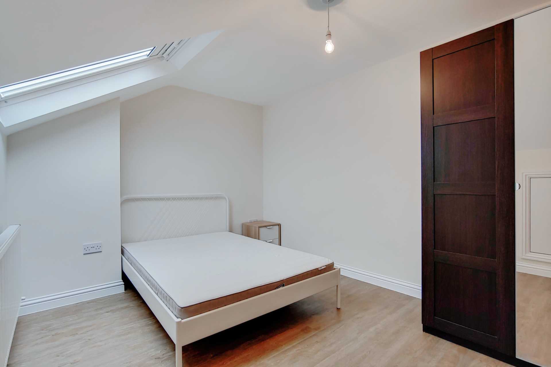 Additional Property Image 3 bedroom Flat to rent in London 12
