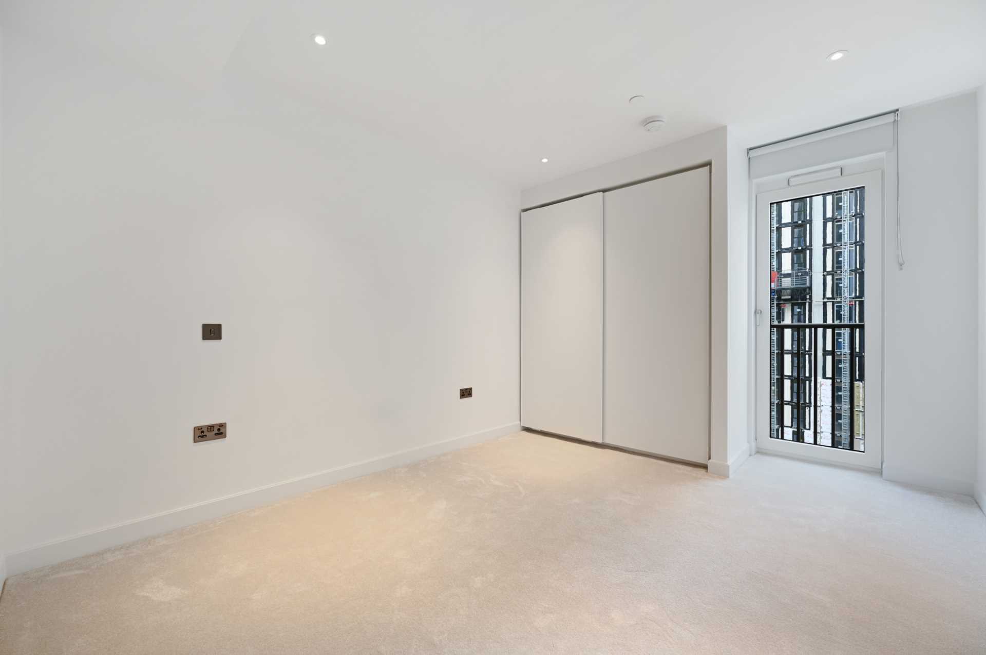 Additional Property Image 2 bedroom Apartment for sale in London 6