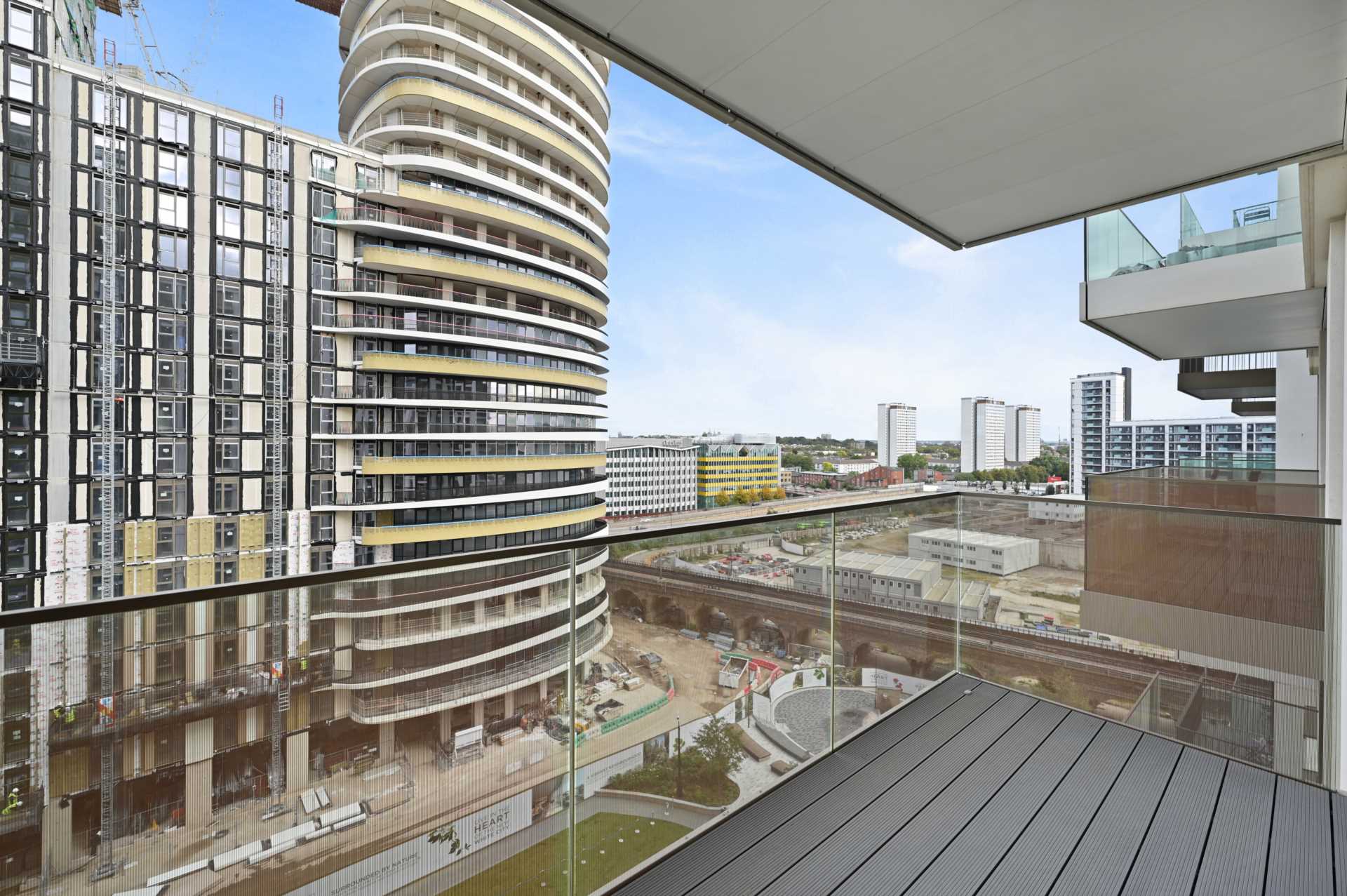 Additional Property Image 2 bedroom Apartment for sale in London 11