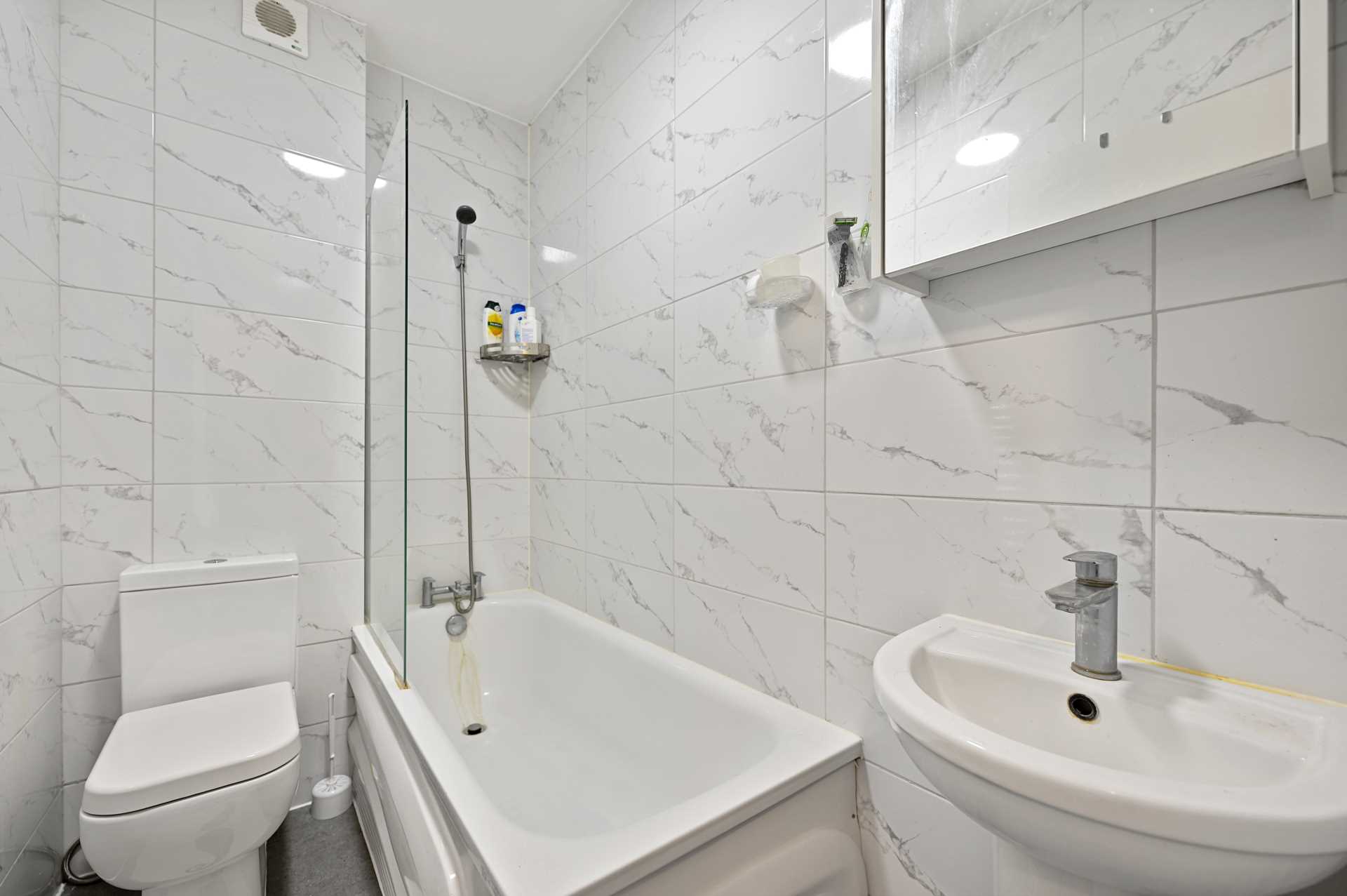 Additional Property Image 4 bedroom House to rent in London 8