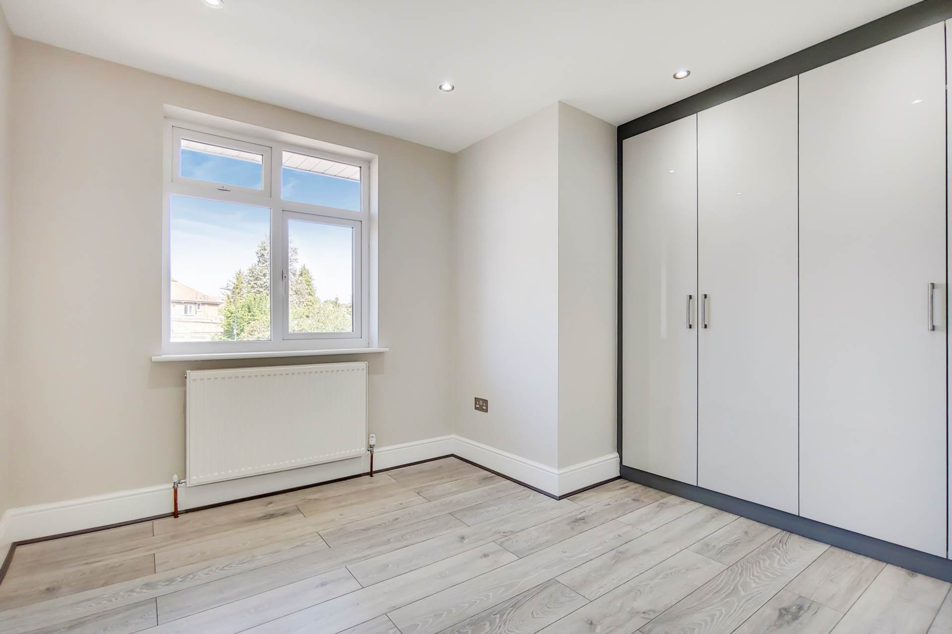 Additional Property Image 3 bedroom Flat to rent in London 5