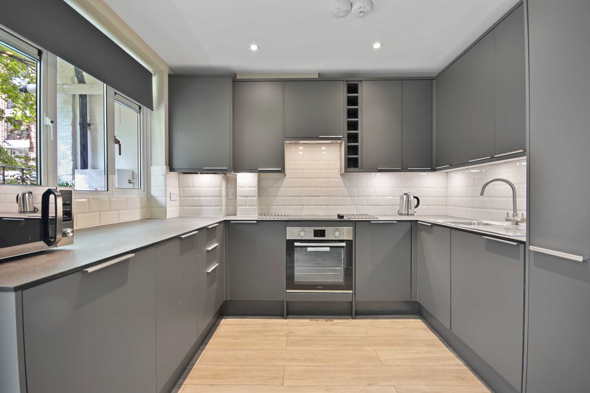 4 bedroom Flat to rent in London