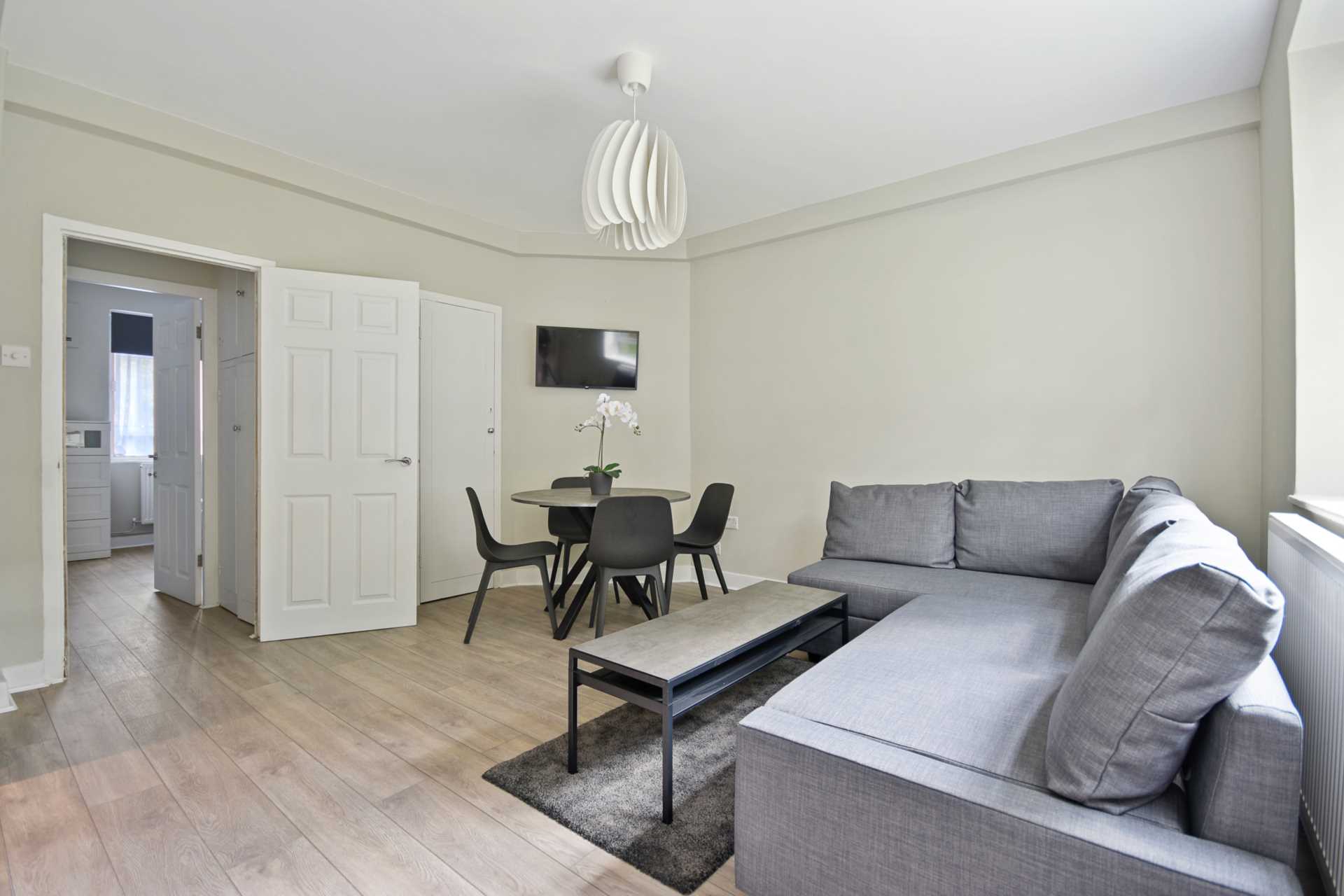 Additional Property Image 4 bedroom Flat to rent in London 2