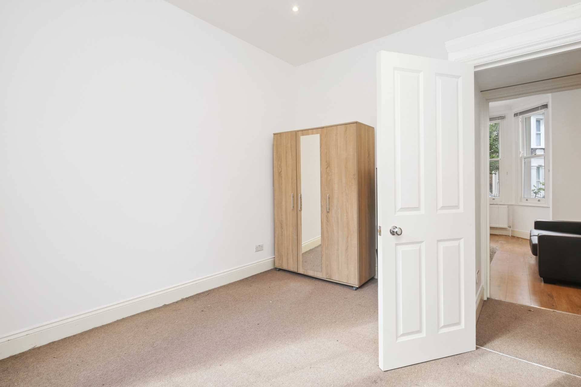 Additional Property Image 1 bedroom Flat to rent in London 3