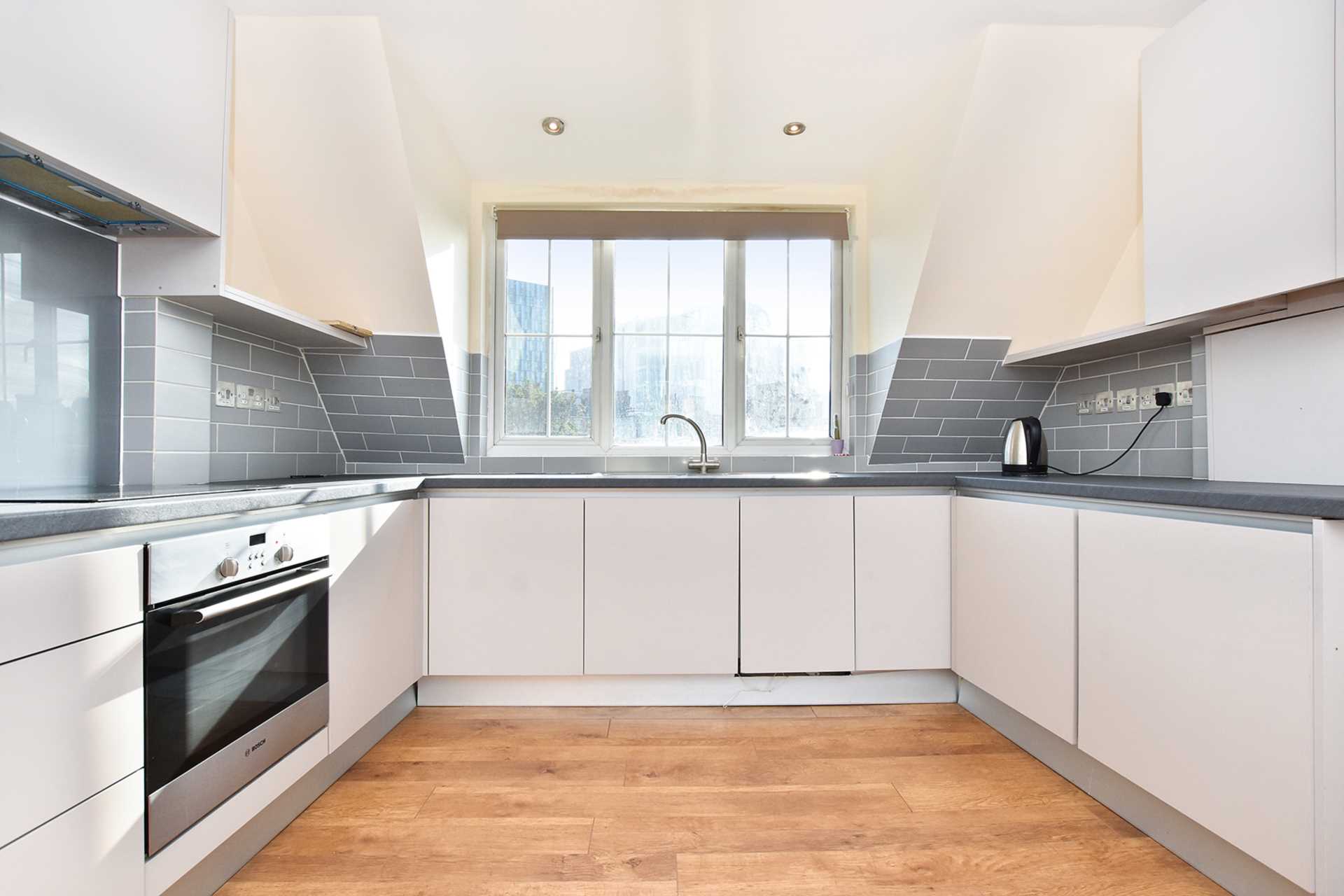 Additional Property Image 2 bedroom Flat to rent in London 3