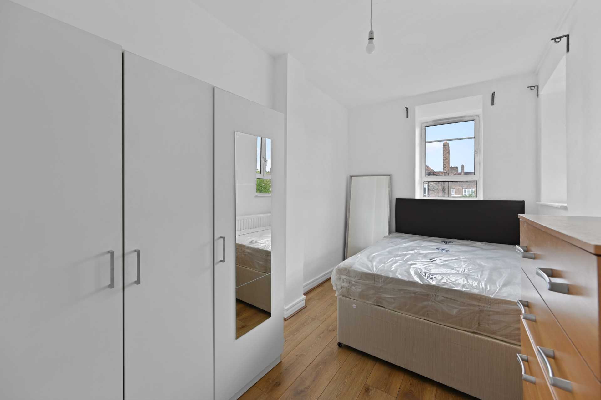 Additional Property Image 4 bedroom Flat to rent in London 7