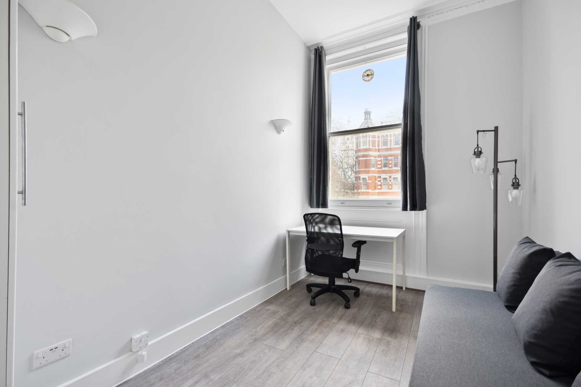 Additional Property Image 1 bedroom Flat for sale in London 3