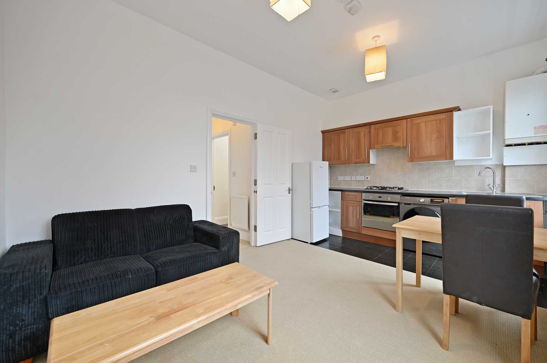 Additional Property Image 1 bedroom Flat to rent in London 9