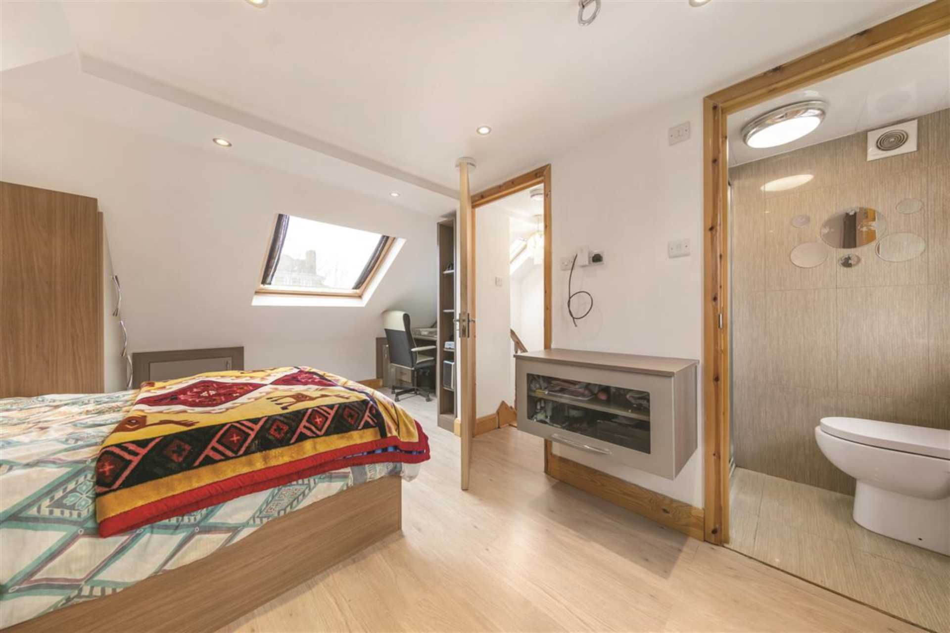Additional Property Image 4 bedroom Terraced for sale in London 7