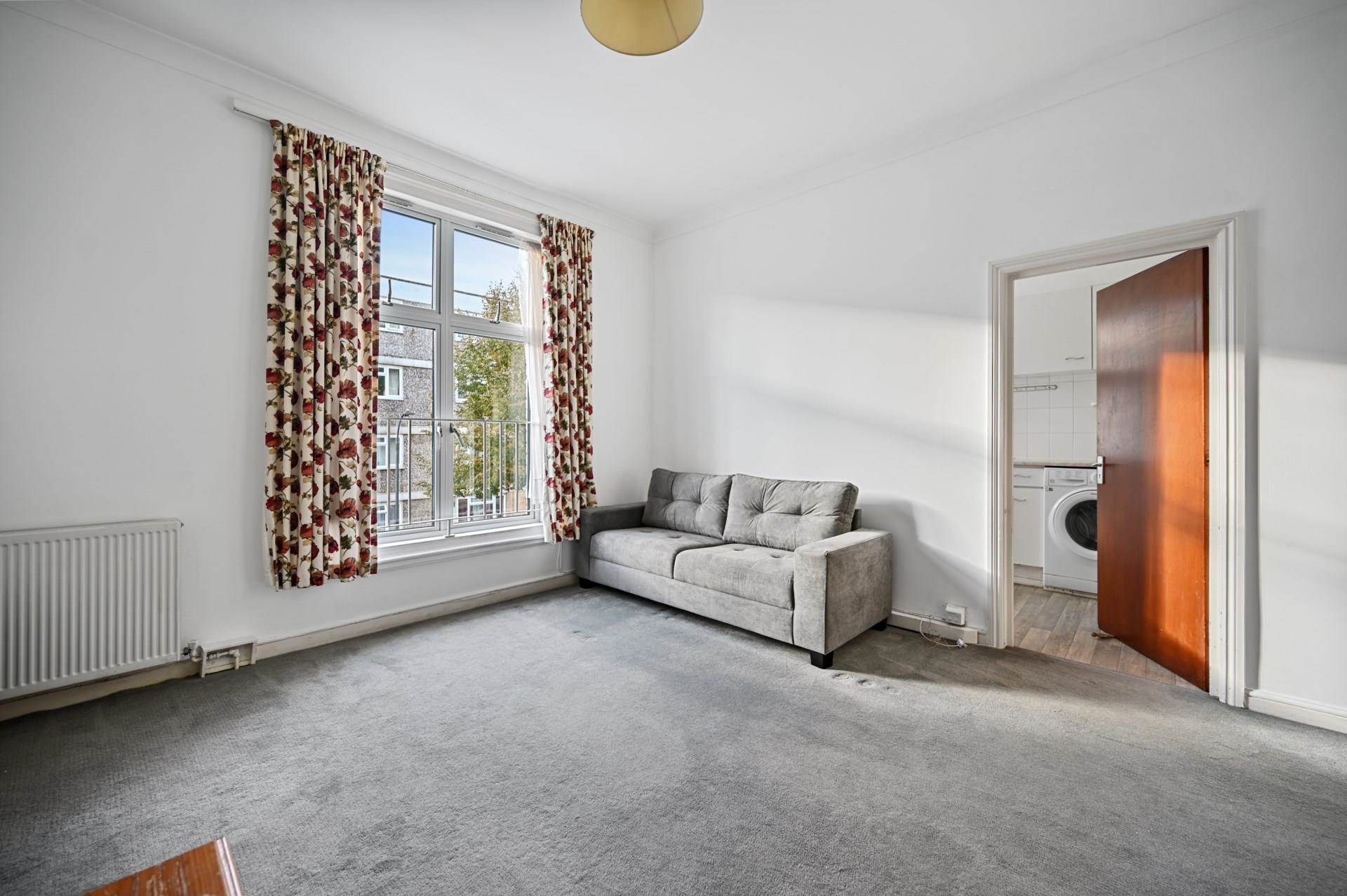 Additional Property Image 1 bedroom Flat for sale in London 8