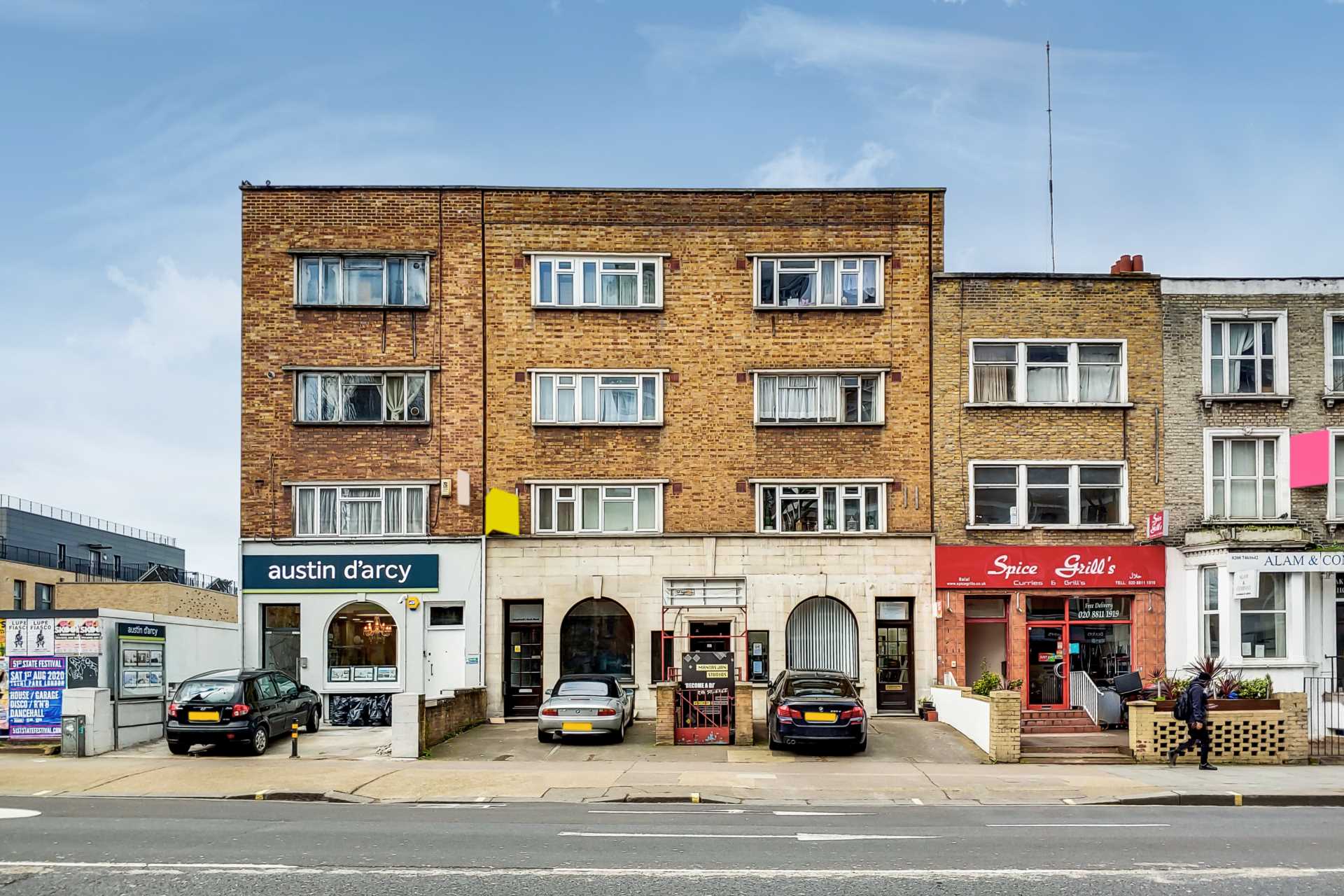2 bedroom Flat for sale in London