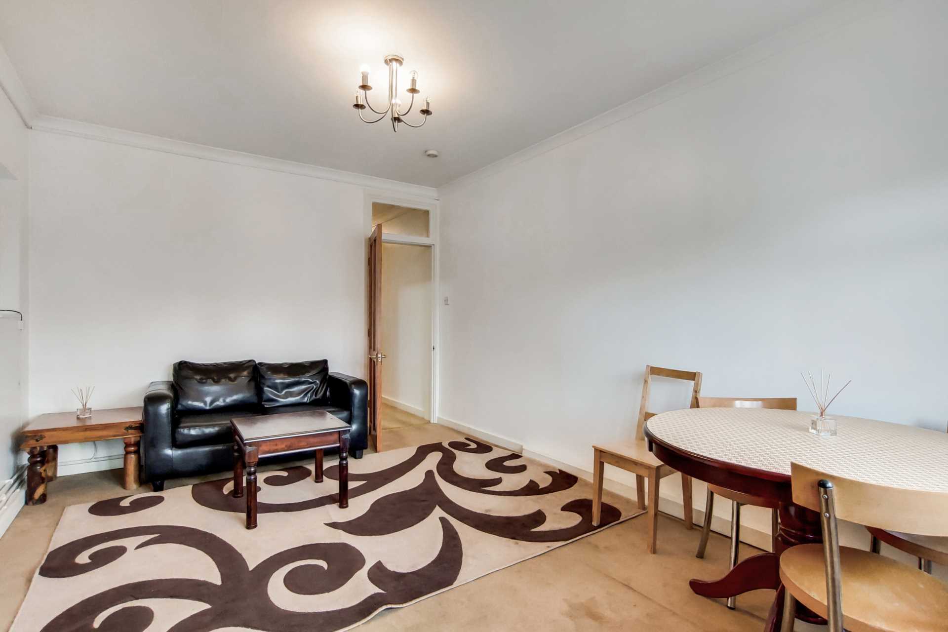 Additional Property Image 2 bedroom Flat for sale in London 7