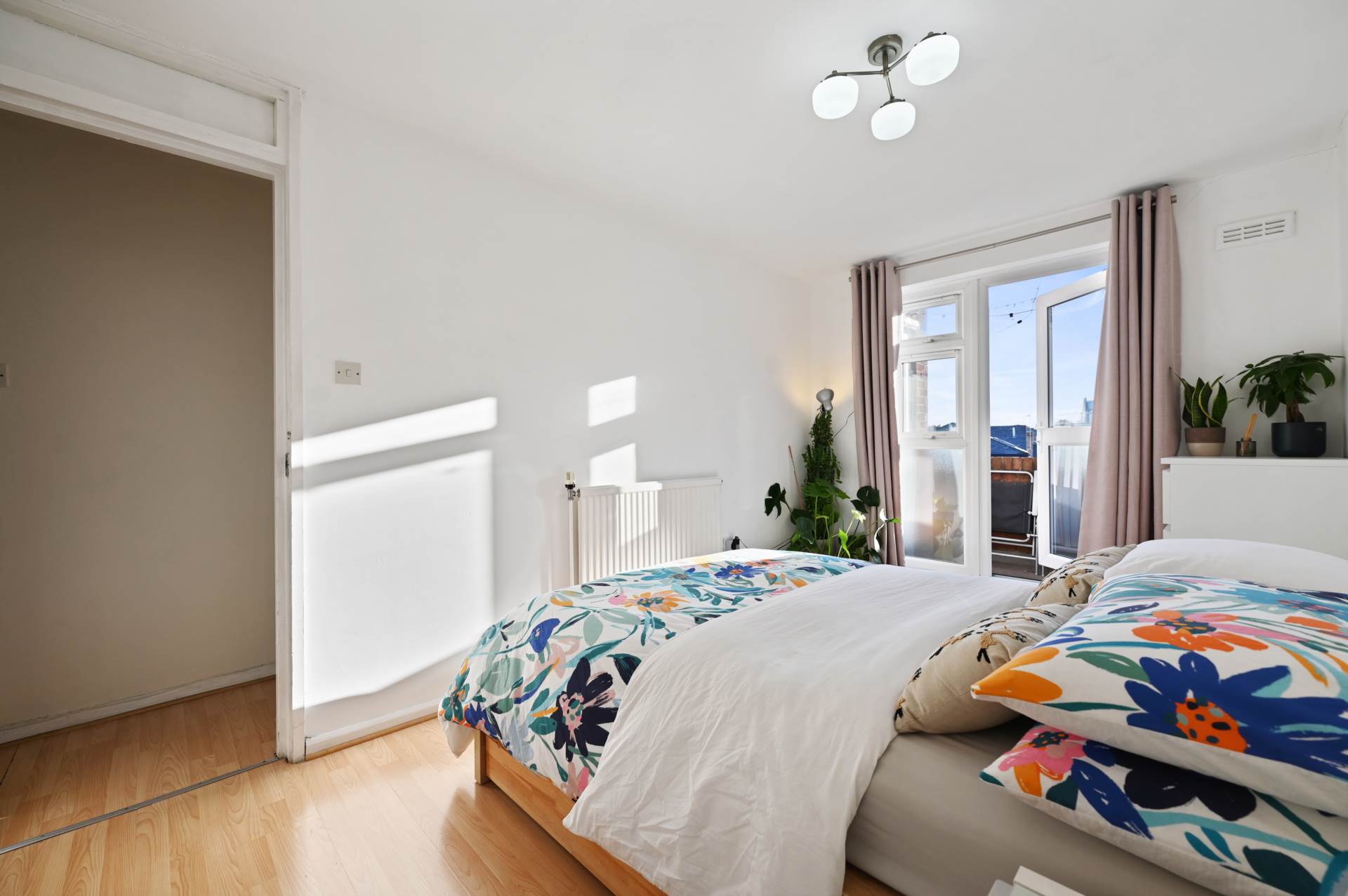 Additional Property Image 1 bedroom Flat for sale in London 5