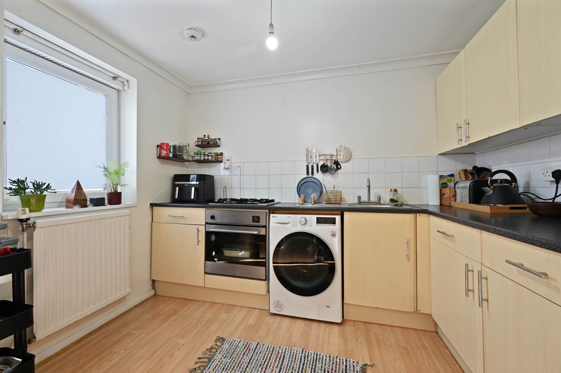 Additional Property Image 1 bedroom Flat for sale in London 6