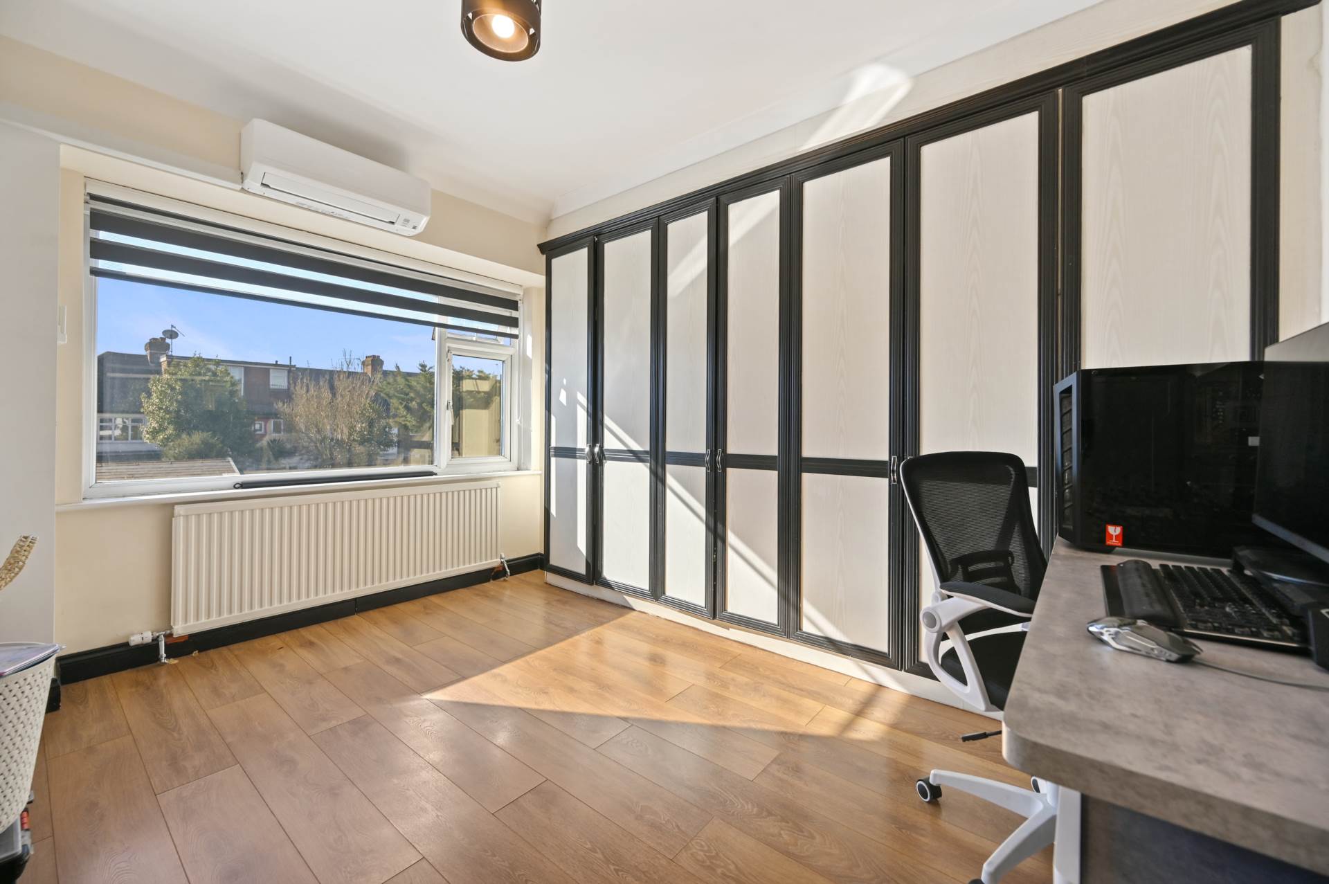 Additional Property Image 4 bedroom Terraced for sale in London 4
