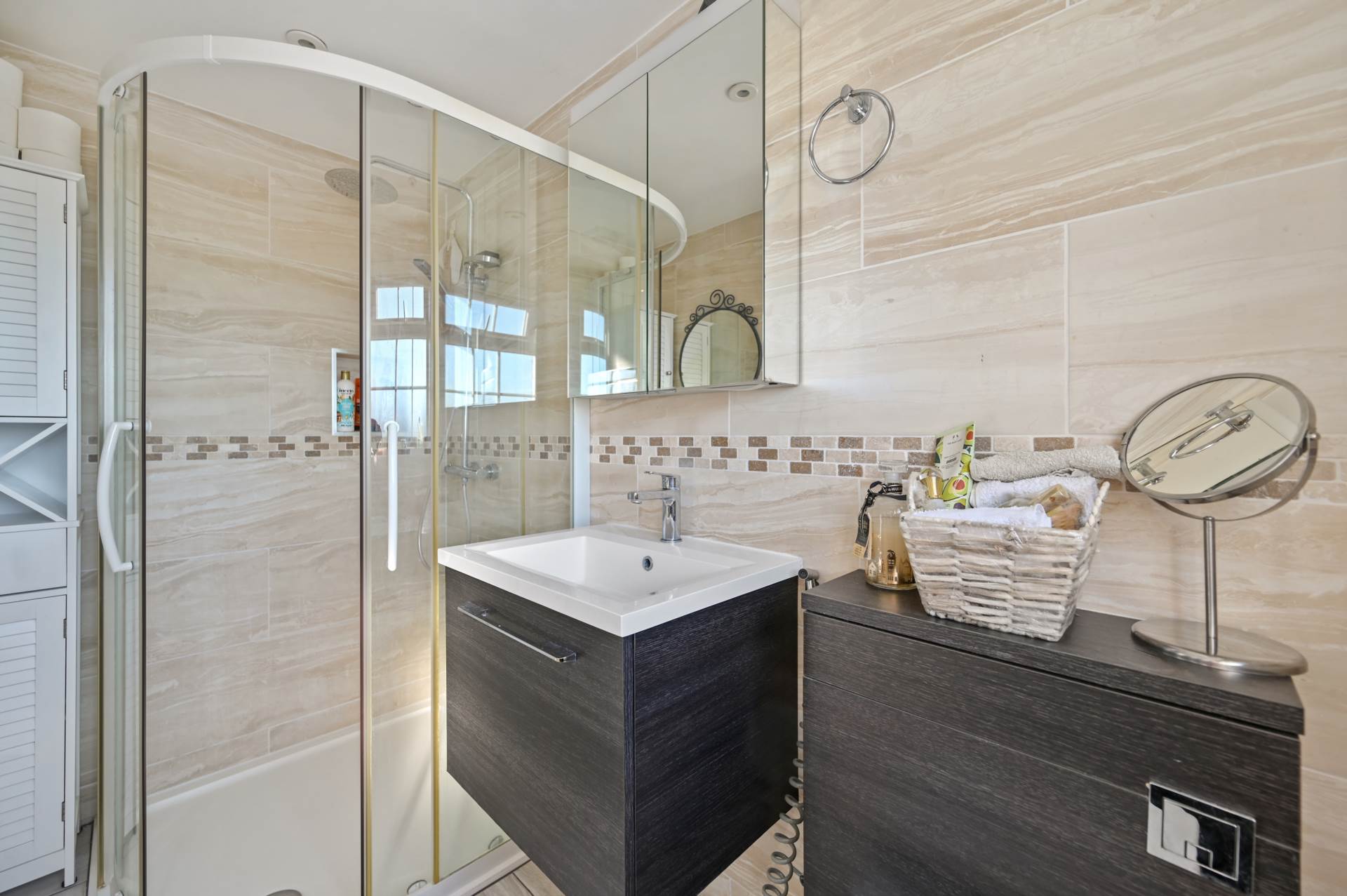 Additional Property Image 4 bedroom Terraced for sale in London 6