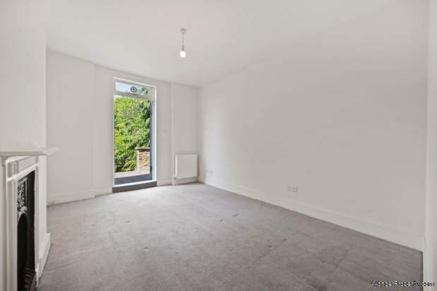 Additional Property Image 4 bedroom End of Terrace for sale in London 9