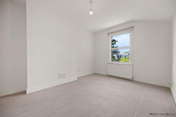 Additional Property Image 4 bedroom End of Terrace for sale in London 7