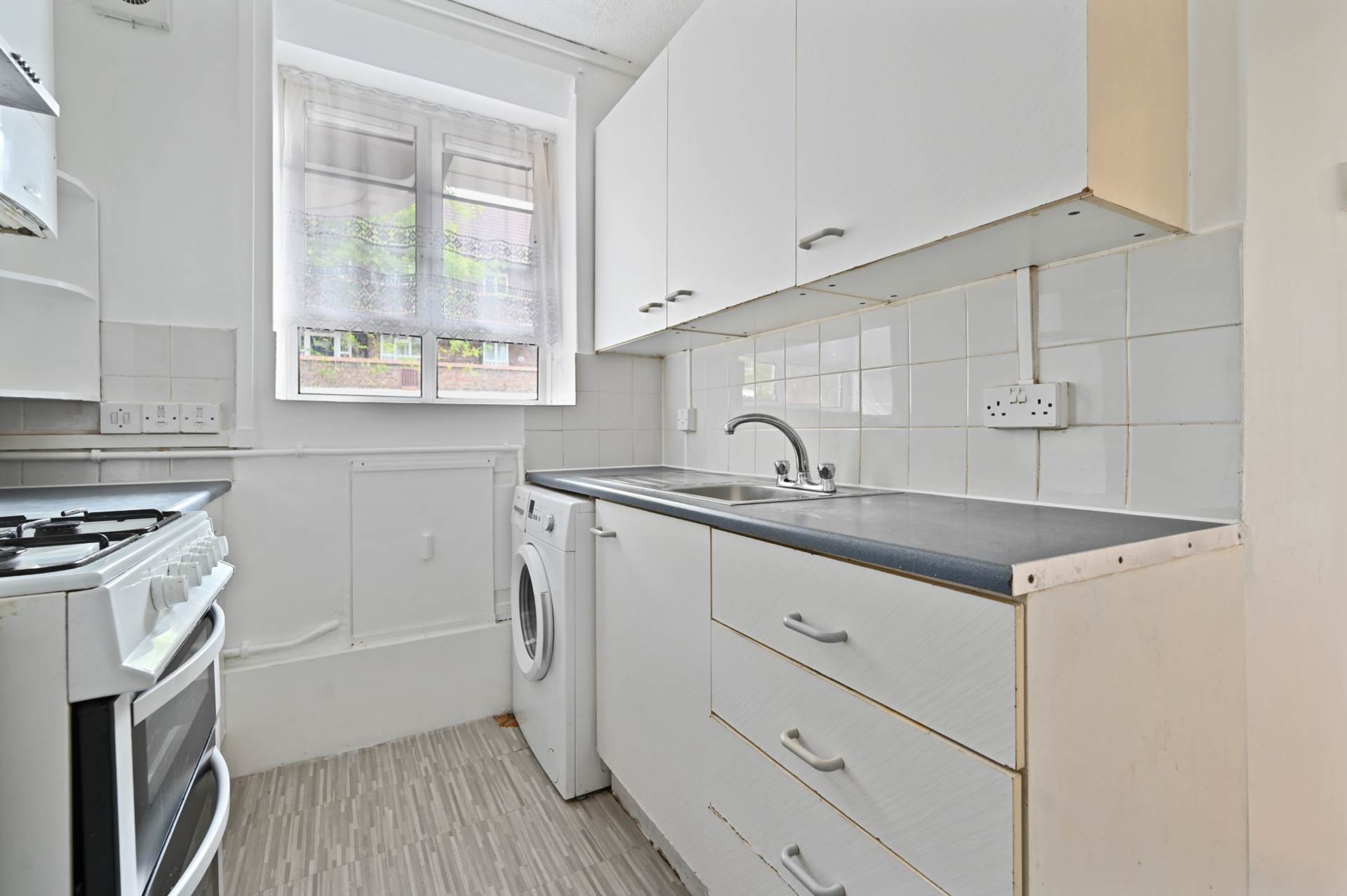 Additional Property Image 2 bedroom Flat to rent in London 6