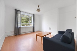 2 bedroom Flat to rent in London