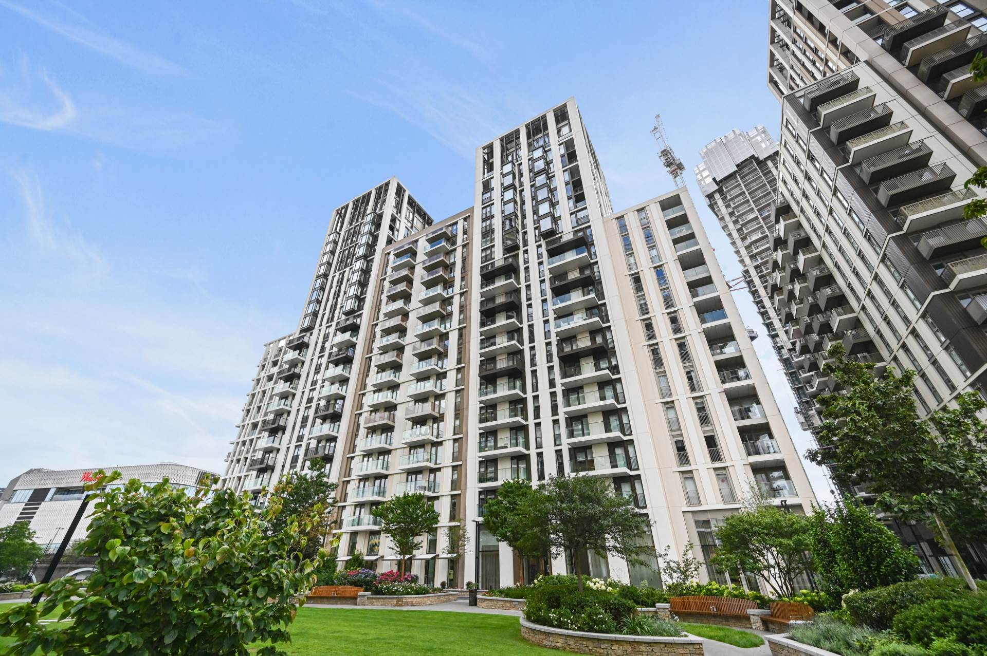 Additional Property Image 2 bedroom Flat for sale in London 3