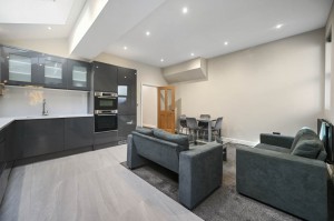 2 bedroom Flat to rent in London