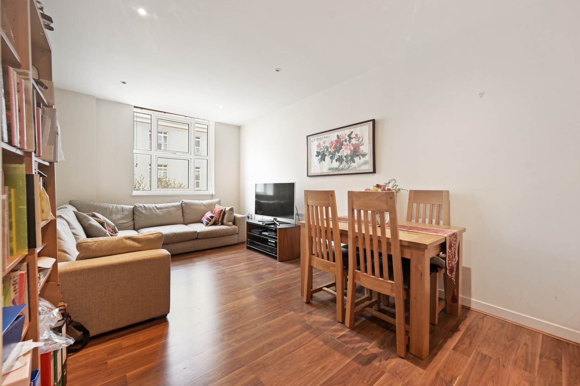 Additional Property Image 2 bedroom Apartment for sale in London 11