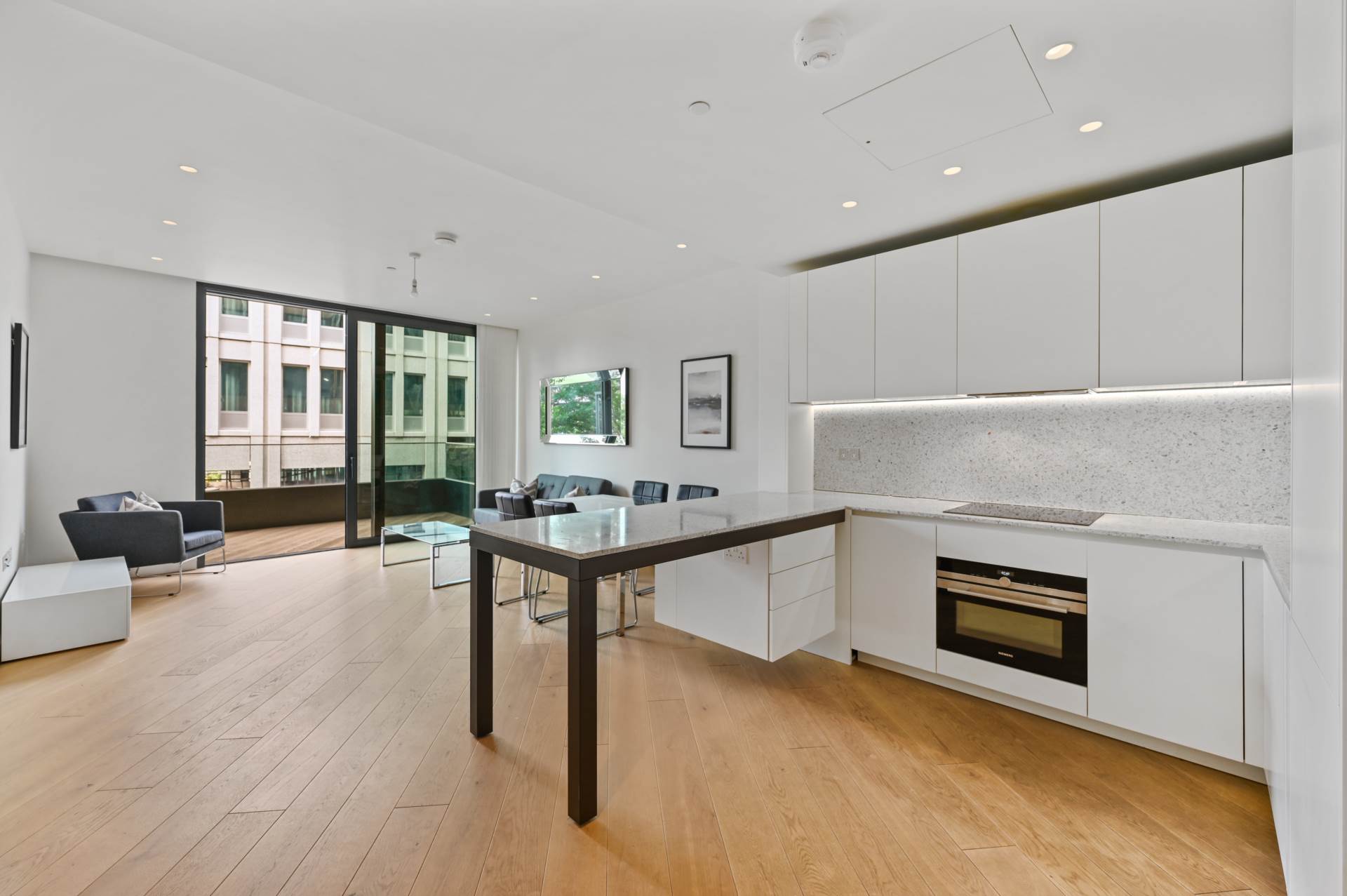 Additional Property Image 1 bedroom Apartment for sale in London 2
