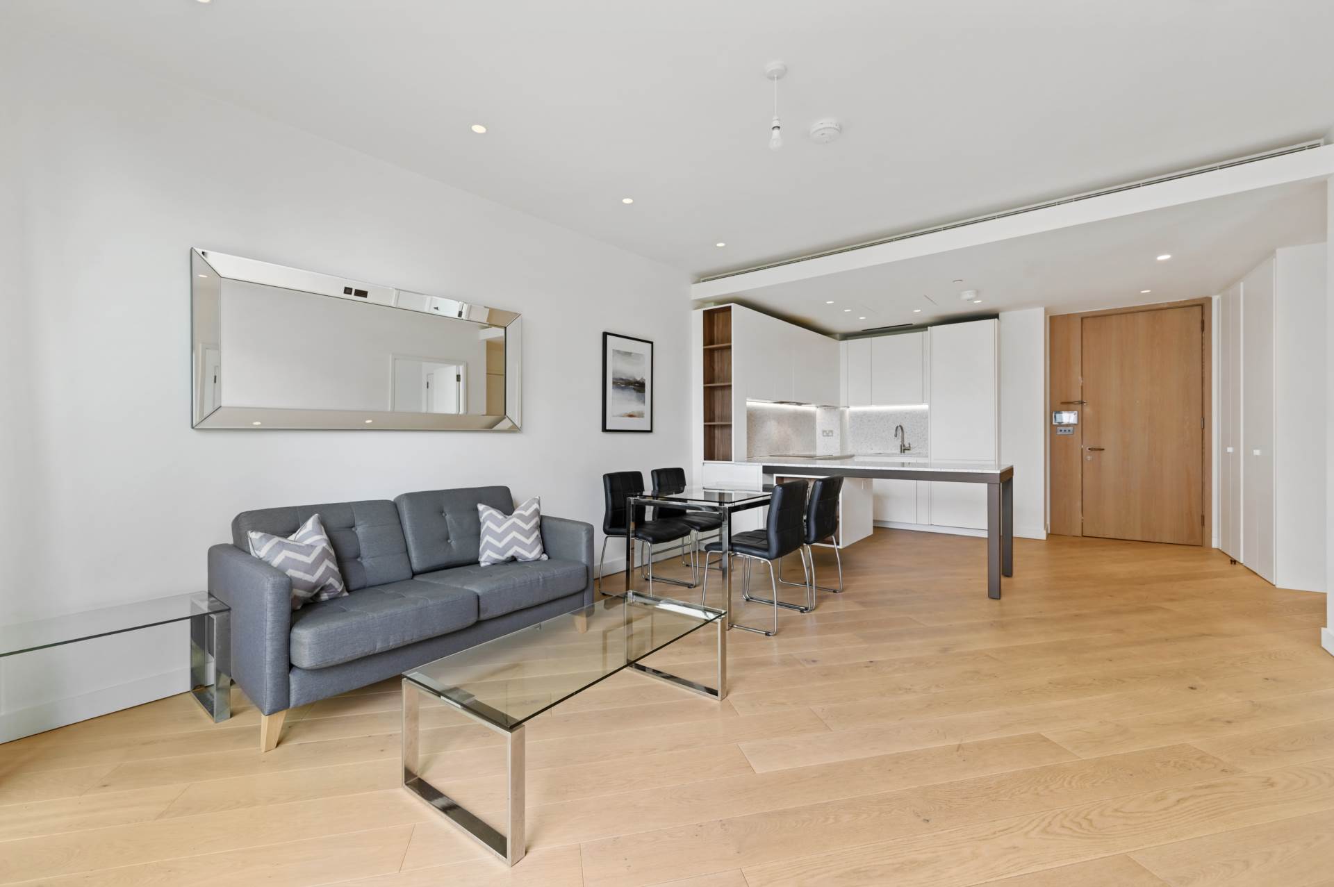 Additional Property Image 1 bedroom Apartment for sale in London 9