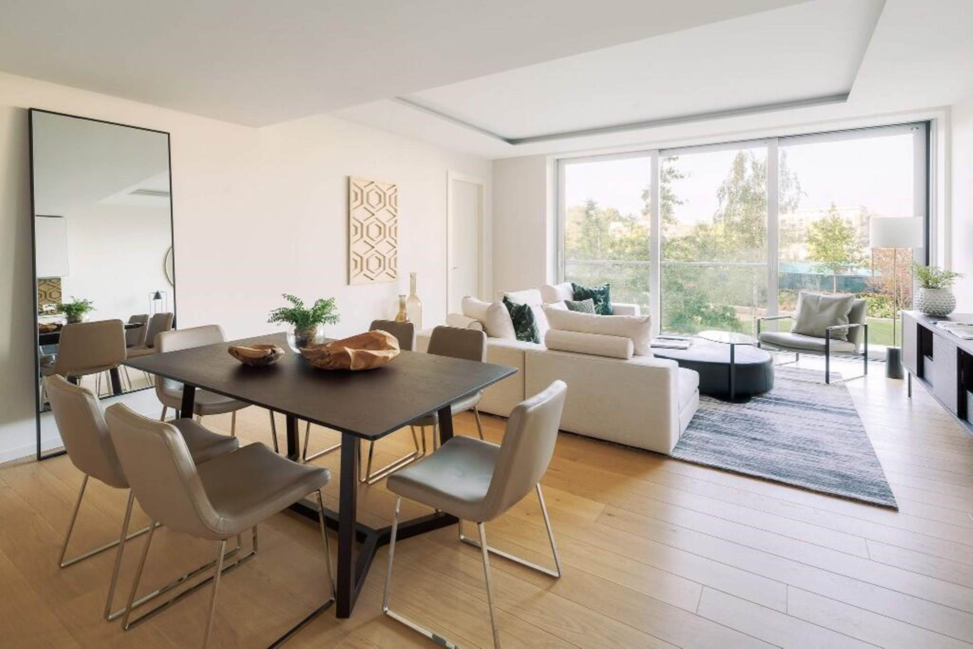 Additional Property Image 2 bedroom Apartment for sale in London 5