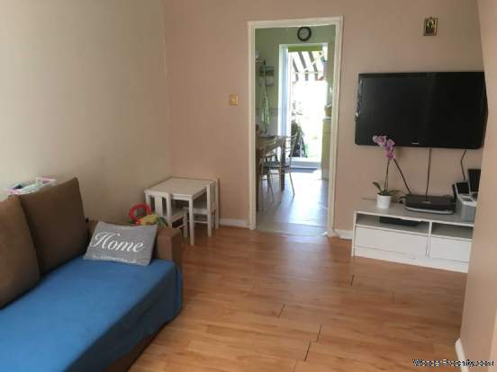 Additional Property Image 2 bedroom Terraced to rent in Barking 3