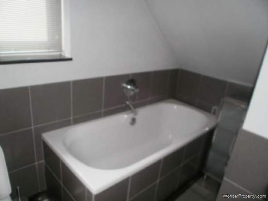Additional Property Image 4 bedroom Detached to rent in Woodford Green 10