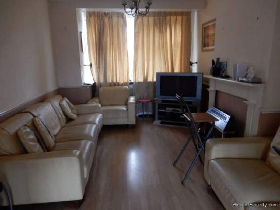 Additional Property Image 3 bedroom Semi Detached to rent in South Ockendon 2