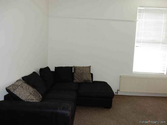Additional Property Image 2 bedroom Flat to rent in Ilford 3