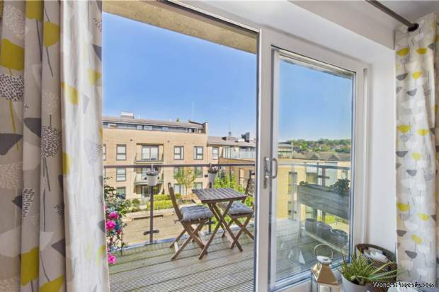 Additional Property Image 2 bedroom Apartment for sale in Hemel Hempstead 2