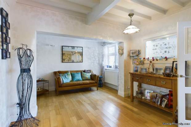 Additional Property Image 4 bedroom Detached for sale in Hemel Hempstead 5