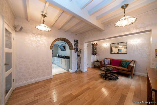 Additional Property Image 4 bedroom Detached for sale in Hemel Hempstead 6