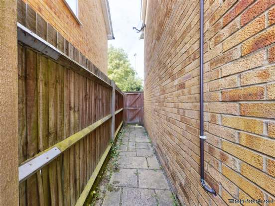 Additional Property Image 3 bedroom House to rent in Hemel Hempstead 15