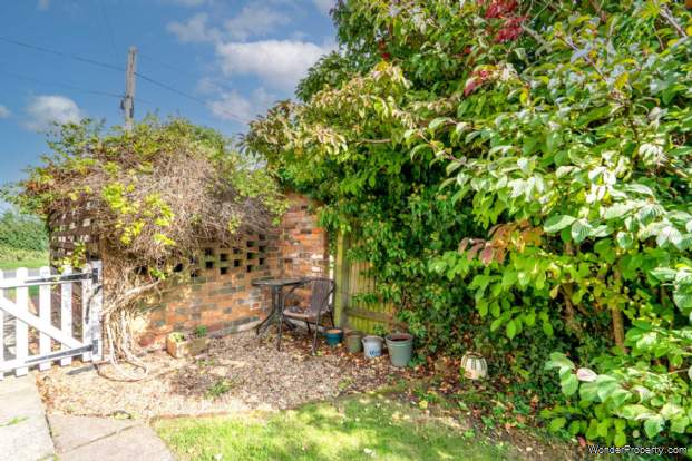 Additional Property Image 3 bedroom End of Terrace for sale in Hemel Hempstead 18