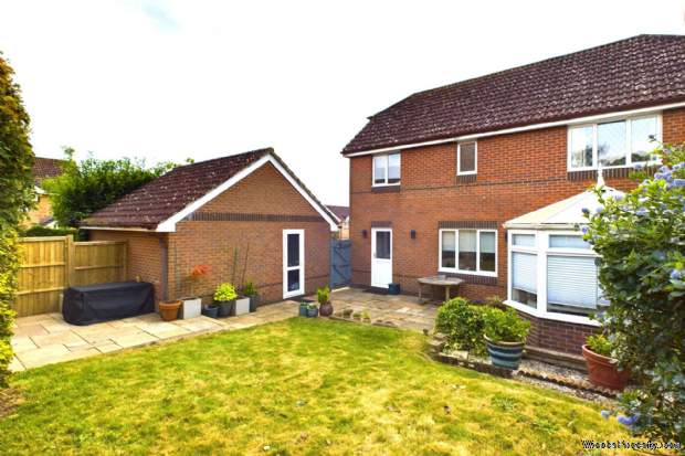 Additional Property Image 4 bedroom Detached for sale in Hemel Hempstead 6