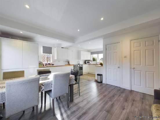 Additional Property Image 4 bedroom Detached for sale in Hemel Hempstead 8