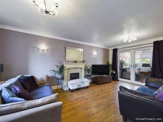 Additional Property Image 4 bedroom Detached for sale in Hemel Hempstead 18