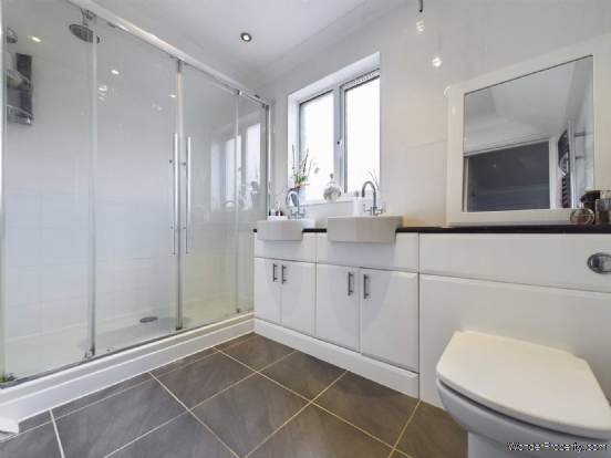 Additional Property Image 4 bedroom Detached for sale in Hemel Hempstead 20