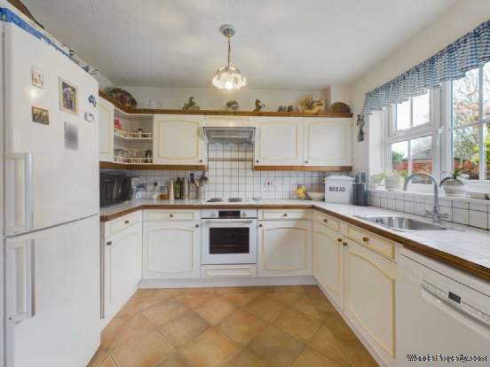 Additional Property Image 3 bedroom House for sale in Hemel Hempstead 4